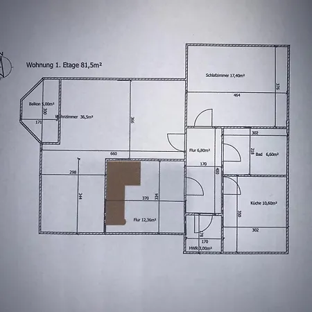 Apartment 3-raum Zentral Gelegen, Moebliert *
