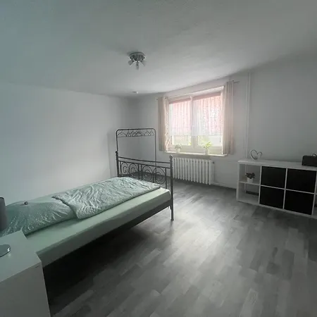 Апартаменты 3-raum Zentral Gelegen, Moebliert *