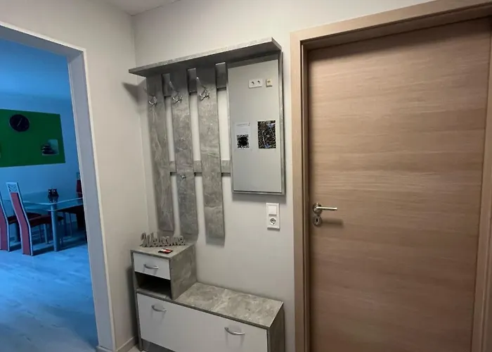 Lejlighed 3-raum Zentral Gelegen, Moebliert